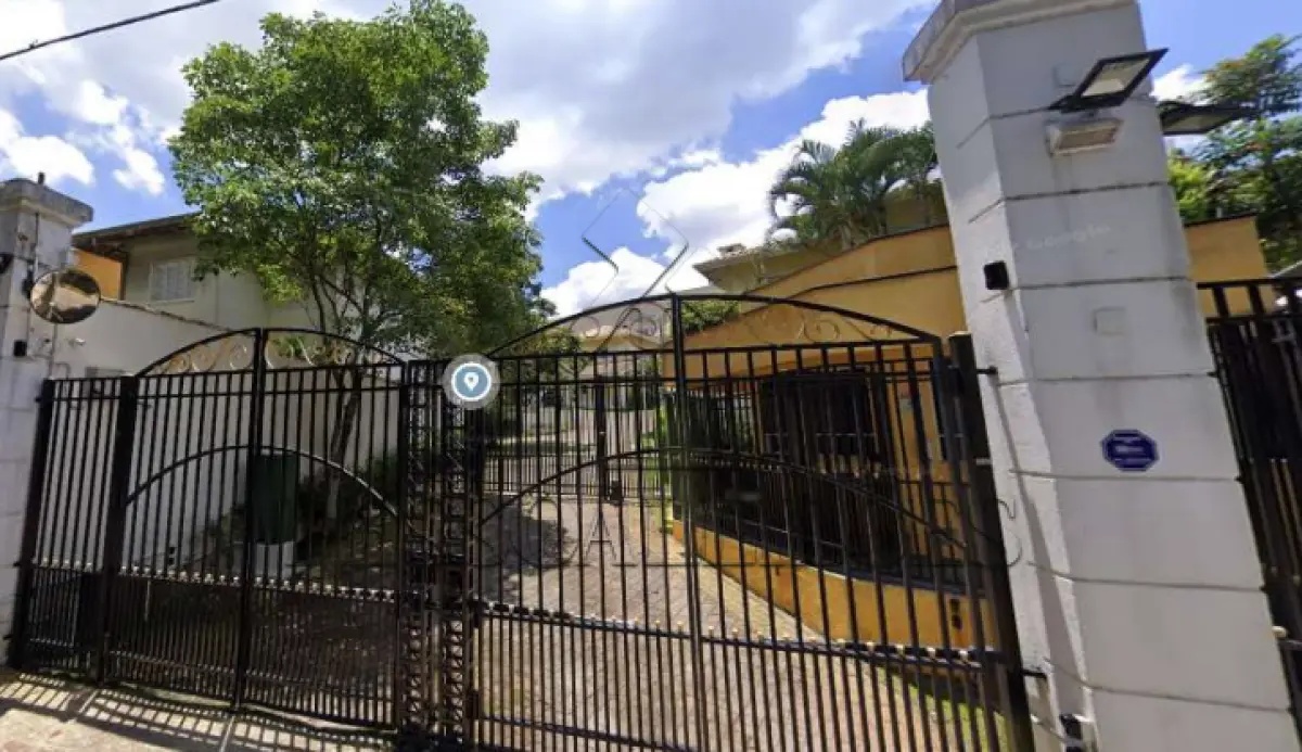 LOTE 010 - Casa em Santo Amaro