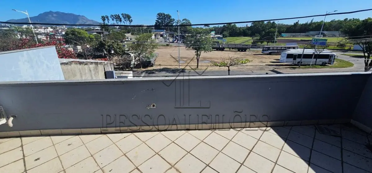 LOTE 002 - IMÓVEL RESIDENCIAL SERRA