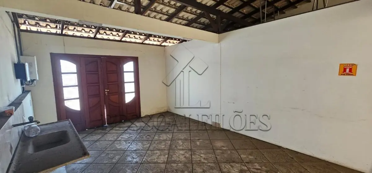 LOTE 002 - IMÓVEL RESIDENCIAL SERRA